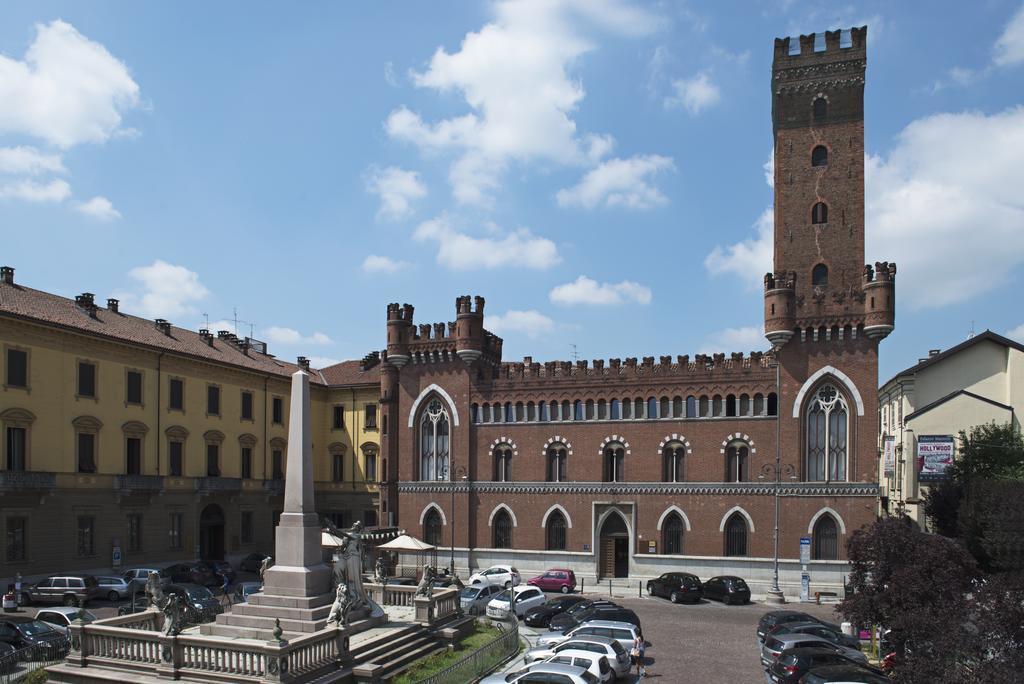 阿斯蒂Castello Medici Del Vascello公寓 外观 照片